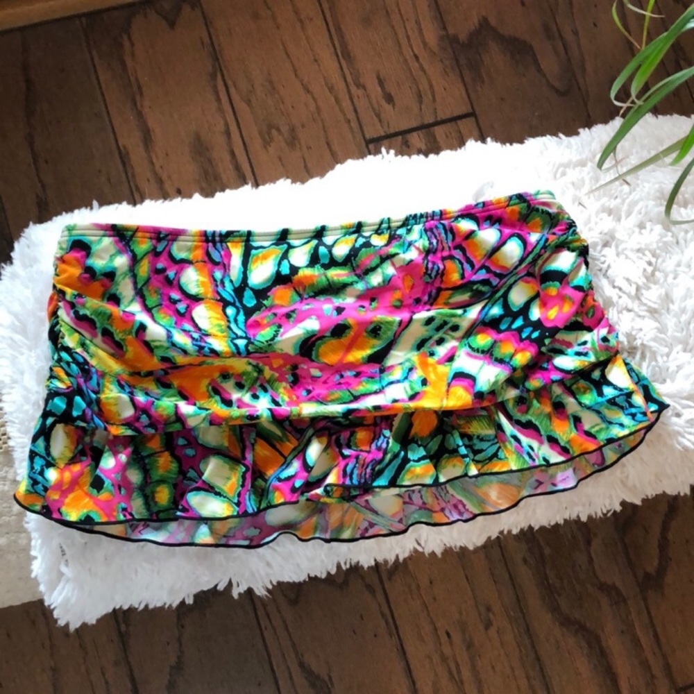 ISO!! !ISO of help finding or who is selling THIS